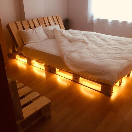 Single Room, Одноместная Комната В Доме, Chambre D'Une Personne, Habitacion Individual Stambuł Zewnętrze zdjęcie